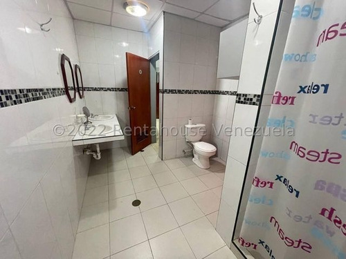 Imagen 17 de 30 de */* Jose Lopez 0414-5533925/ Edificio En Alquiler Zona Centro De Barquisimeto Lara, Venezuela , Codigo 23-6687 $ 1800 0 Baños 1200 M²