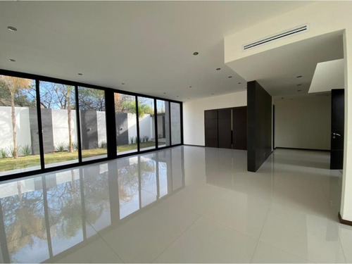 Imagen 2 de 12 de Casa Sola En Venta Residencial Y Club De Golf La Herradura