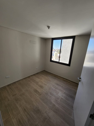 Imagen 9 de 26 de Dpto C/ Balcon, Terraza Y Asador - A Cuadras De Nuevo Centro Shopping