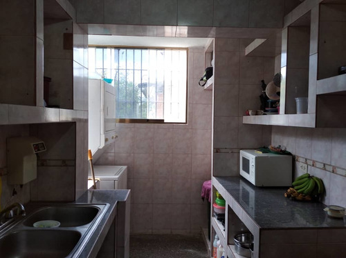 Imagen 6 de 14 de Apartamento En Venta Planta Baja Urb Cecilio Acosta 80m2 El Paso Los Teques