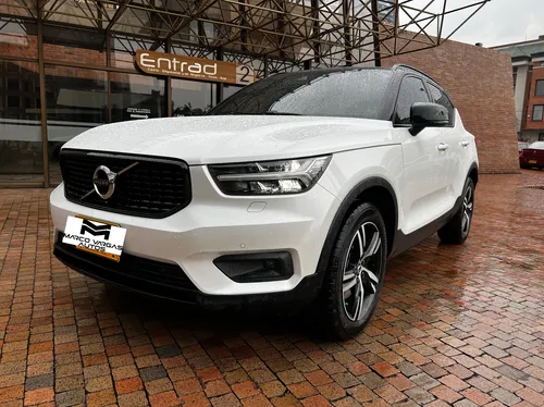 Volvo XC40 T4 R-Desing
