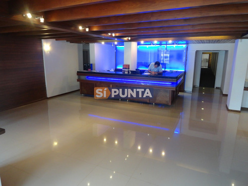 Hotel En Venta  - Punta Del Este