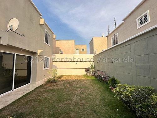 # Venta Hermosa Casa En Ciudad Roca Barquismeto,lara Eo