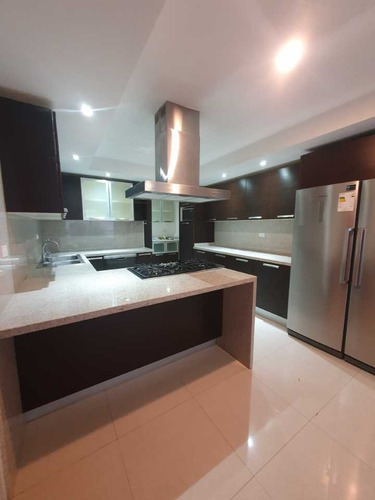 Imagen 6 de 16 de Alquilo Apto 360m2 5h/6b/4p Clns.de Valle Arriba 9868