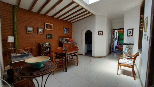 Se Vende Casa En Santiago Concha, Comuna De Santiago.