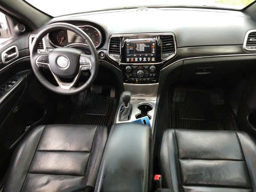Imagen 10 de 15 de Jeep Grand Cherokee Limited 4x2 V6 3.6l