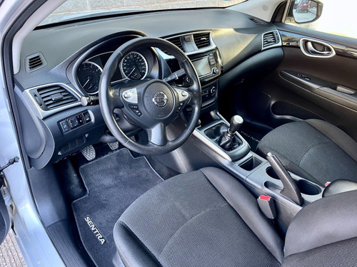 Imagen 10 de 14 de Sentra Advance 2019