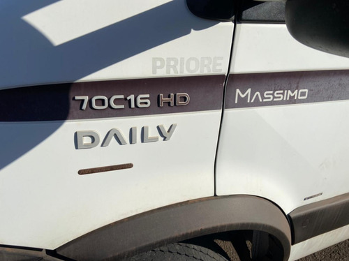 Imagem 3 de 9 de Iveco