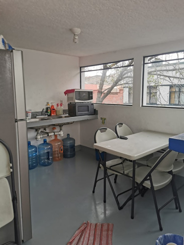 Imagen 6 de 6 de Uso De Suelo Casa Adaptada Escuela; Consultorios; Oficinas