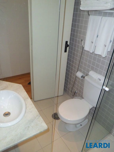 Imagem 4 de 7 de Flat - Jardim América - Sp - 409168