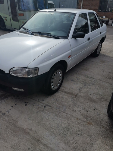 Ford Escort 1.6 Lx Plus Aa 2001