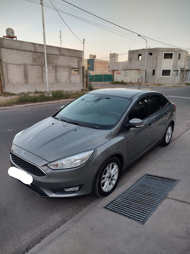 Ford Focus III 1.6 Sedan S