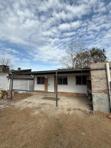 Casa En Alquiler Salinas Norte A 2 Cuadras De Ruta Interbalnearia A Estrenar