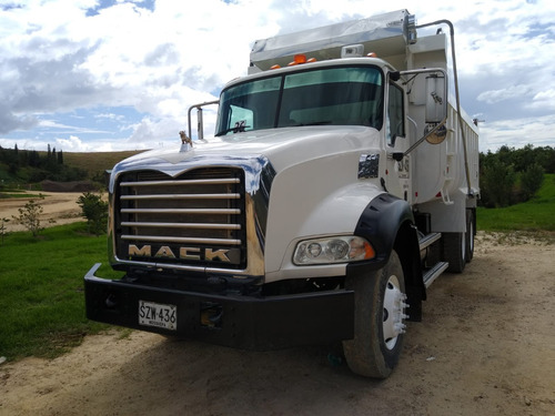 Mack 2011