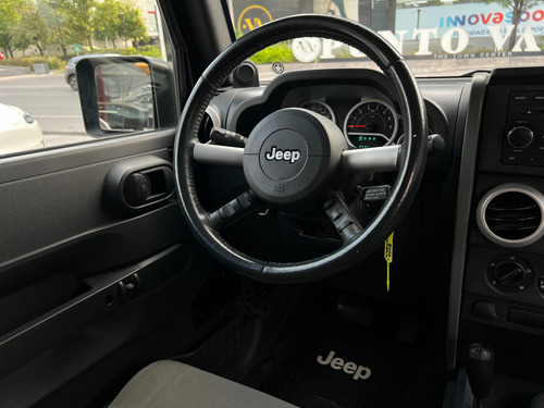 Jeep Wrangler SAHARA