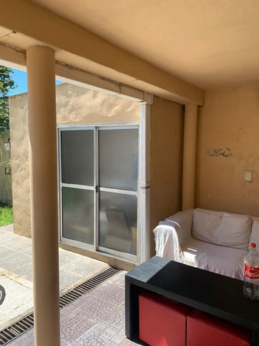 Imagen 6 de 13 de Duplex En Inmejorable Ubicacion. 4 Amb Baario San Jose