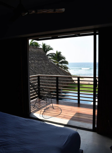 Sillas Acapulco Clásica Con Mesa Personalizable Ikapali Color Negro Liso