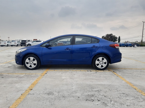 Imagen 3 de 11 de Kia Forte 2017 2.0 Lx 4 P Mt