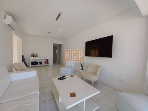Imagen 3 de 17 de Gran Oportunidad Apartamento Reciclado Con Patio Y Parrillero Propio
