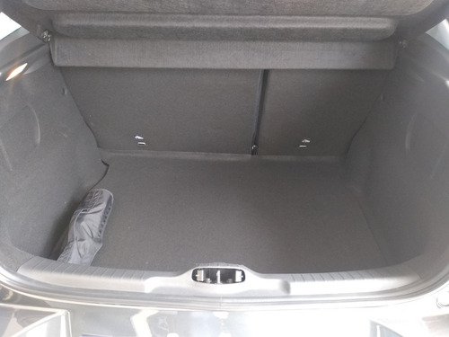 Imagen 11 de 13 de Citroën C4 Cactus Feel 1.6 Modelo 2023