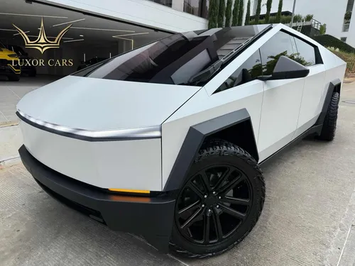 Tesla Cybertruck Foundation Series 4x4 2024