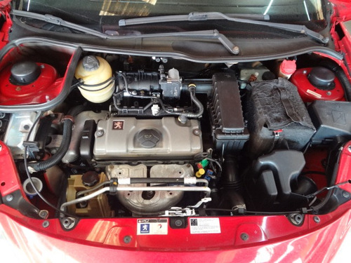 Peugeot 207 1.4 Xr Flex 4p 2011