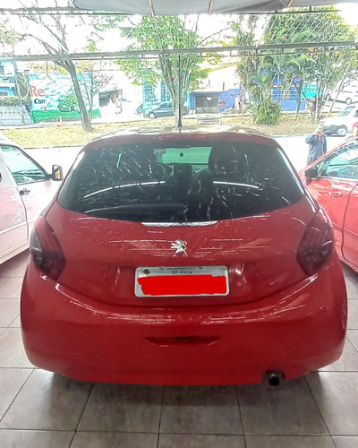 Imagem 3 de 9 de Peugeot 208