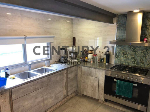 Imagen 2 de 19 de Calle 41 E/ 154 Y 155 - Ph Interno De 4 Dormitorios Con Patio En Venta