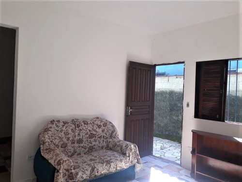 Casa Com Dois Dormitórios Na Praia De Itanhaém