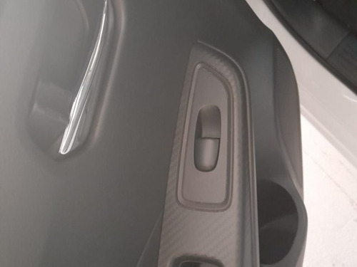 Imagem 8 de 10 de Versa 1.6 16v Flex Sense Manual