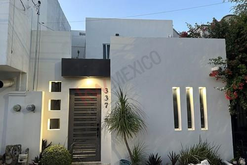 Excelente Opción De Casa En Zona Tranquila En Colonia Privada En San Nicolas