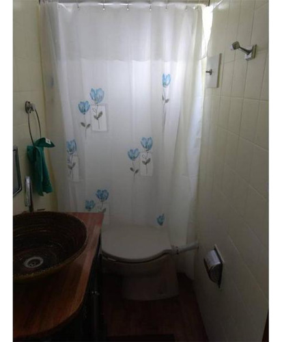 Chalet 5 Amplios Ambientes Con Extenso Parque