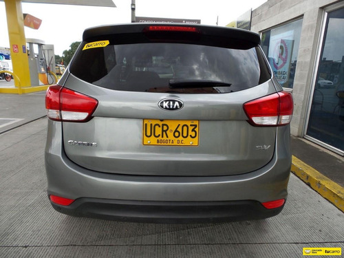 Kia Carens 2.0 Suv Ex