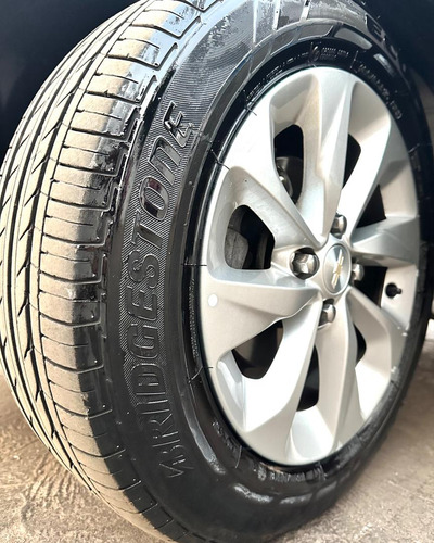 Chevrolet Onix Plus 10tat Lt1