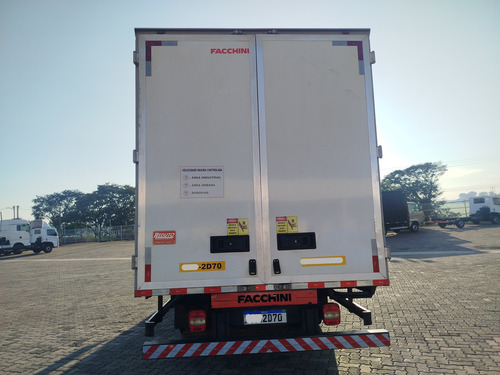Vw 10.160 4x2 - Baú