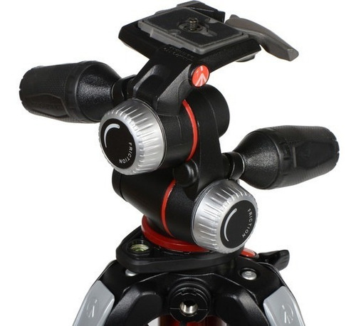 Imagem 6 de 8 de Tripé Manfrotto Cabeça Panorâmica De 3 Vias Mk055xpro3-3w