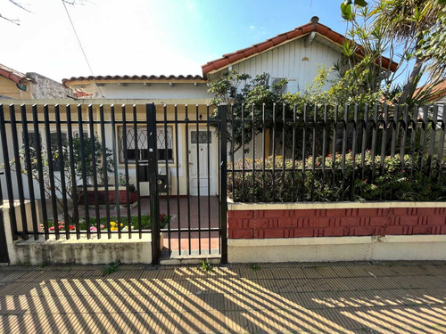 Venta Casa 4 Ambientes Pileta Villa Maipu Permuta