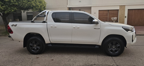 Toyota Hilux Pick-up 2.8 Cd Srv 177cv 4x4
