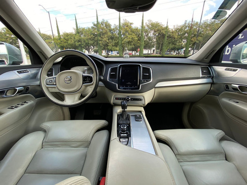 Imagen 10 de 15 de Volvo Xc90 2017 2.0 T6 Momentum Awd 7 Pas At