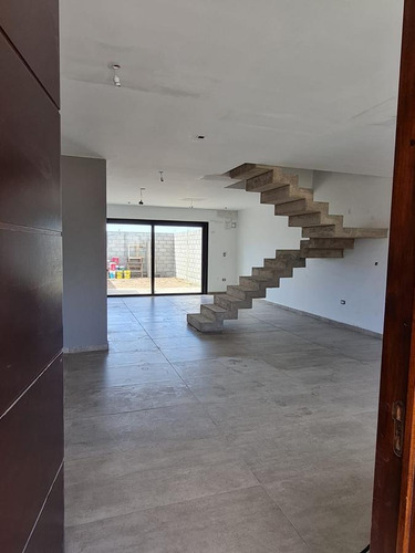 Imagen 22 de 23 de Casa - Duplex Chacra Del Norte