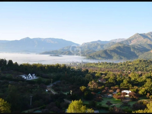 Casa En Arriendo Laguna Aculeo Con Vista Privilegiada