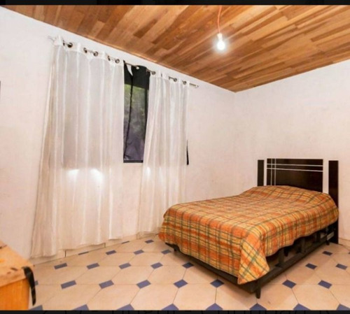 Imagem 2 de 9 de Casa À Venda Na Rua Francisco Guilherme Bahr, Tingui, Curitiba - Pr - Liv-15962