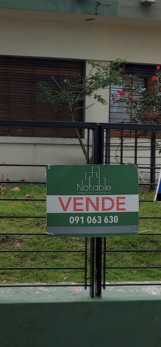 Imagen 2 de 18 de Venta Casa En Una Planta De 3 Dormitorios, Fondo Y Garaje