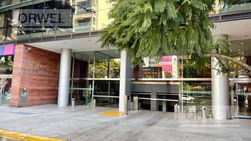 Imagen 25 de 26 de Edificio De Super Categoría! Imagen Corporativa