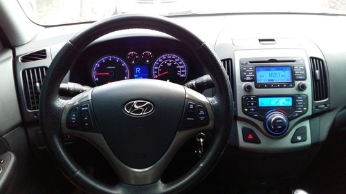 Hyundai I30 2.0 Gls Aut. 5p - 31 -99895-4839