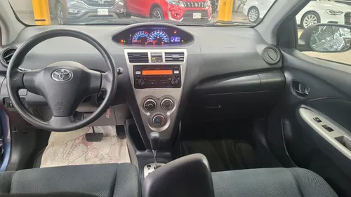 Toyota Yaris 1.5 Premium Sedan At