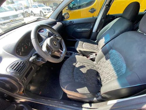 Imagem 7 de 11 de Peugeot 206 Sw Presence 1.4