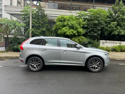 Volvo XC60 2.0 T5 Awd Summum