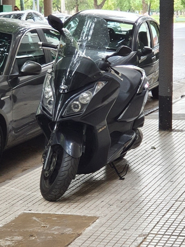 Kymco Downtown 300