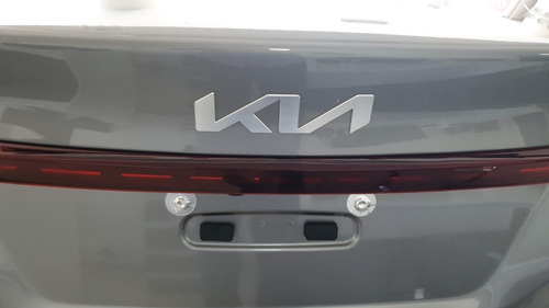 Imagen 3 de 12 de Kia Cerato 2.0